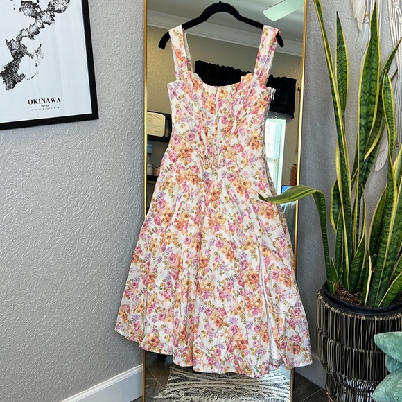 HOUSE OF CB 'Saira' Ivory Floral Midi Sundress NWOT - Picture 6 of 9